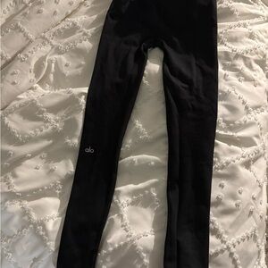 ALO Yoga Black Leggings Form-Fitting Full-Length
